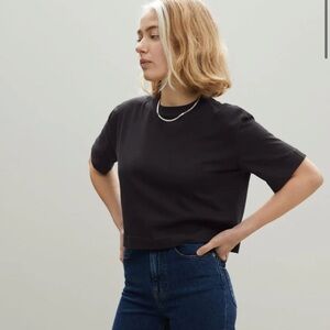 Everlane The Organic Cotton Cropped Tee